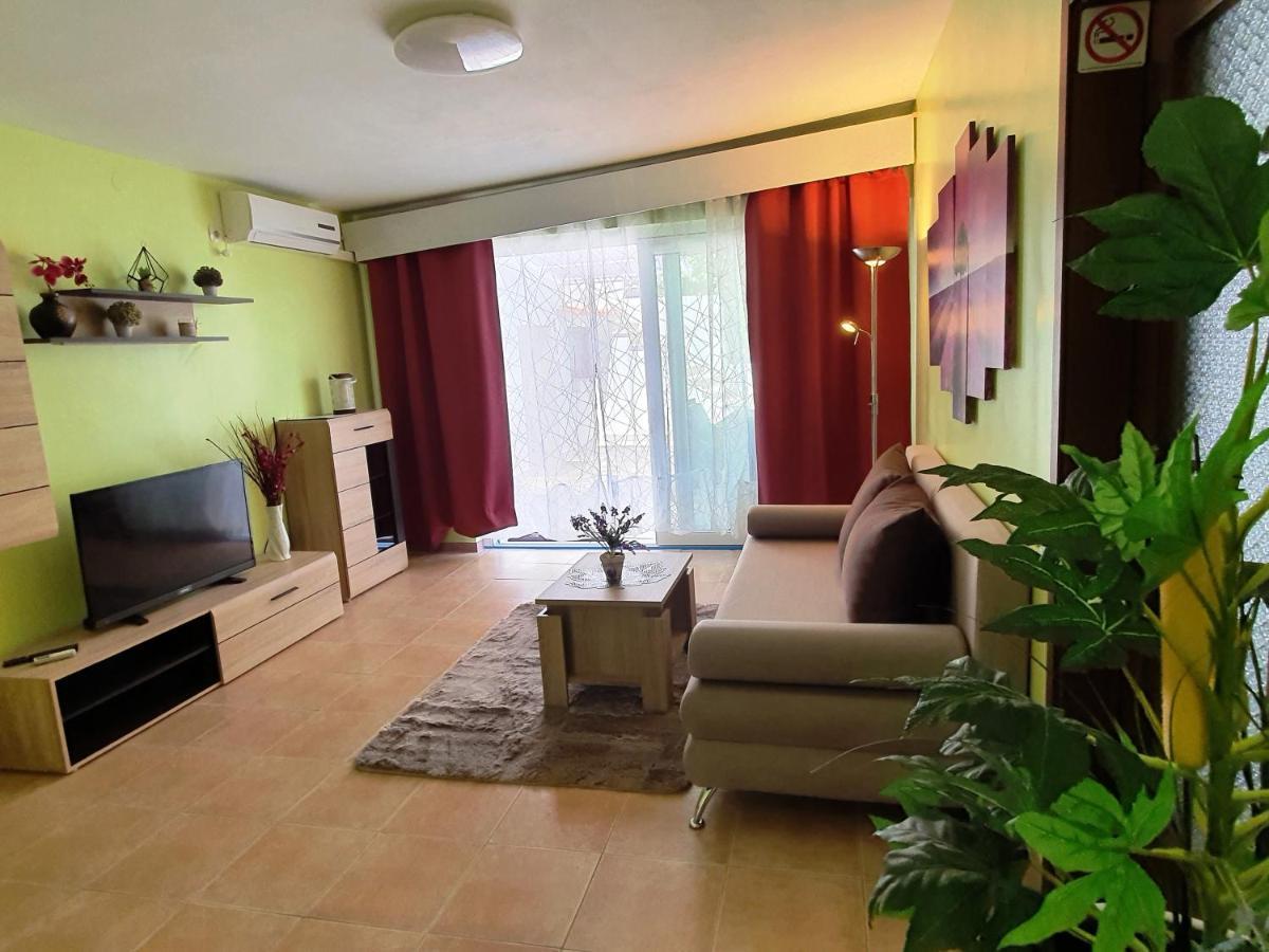 Guesthouse Villa Stanger ลอฟราน ภายนอก รูปภาพ