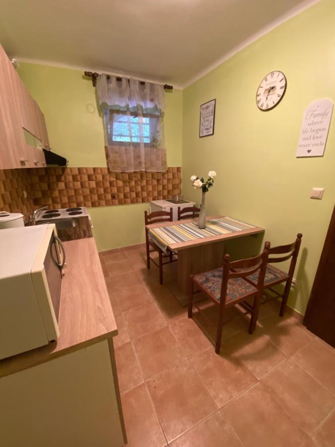 Guesthouse Villa Stanger ลอฟราน ภายนอก รูปภาพ