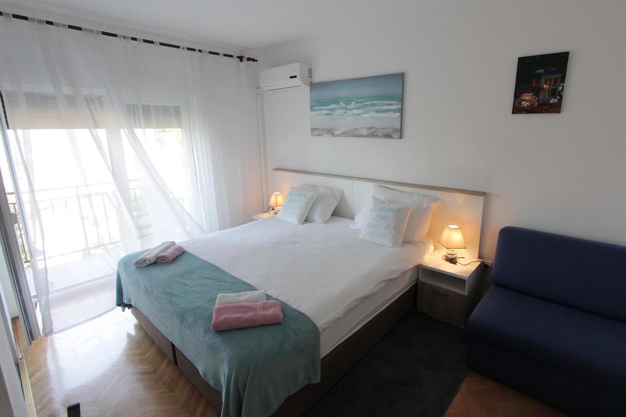 Guesthouse Villa Stanger ลอฟราน ภายนอก รูปภาพ