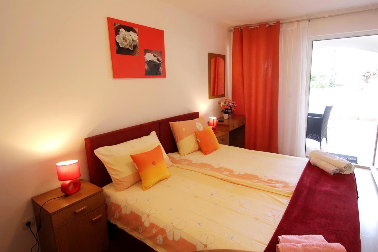 Guesthouse Villa Stanger ลอฟราน ภายนอก รูปภาพ