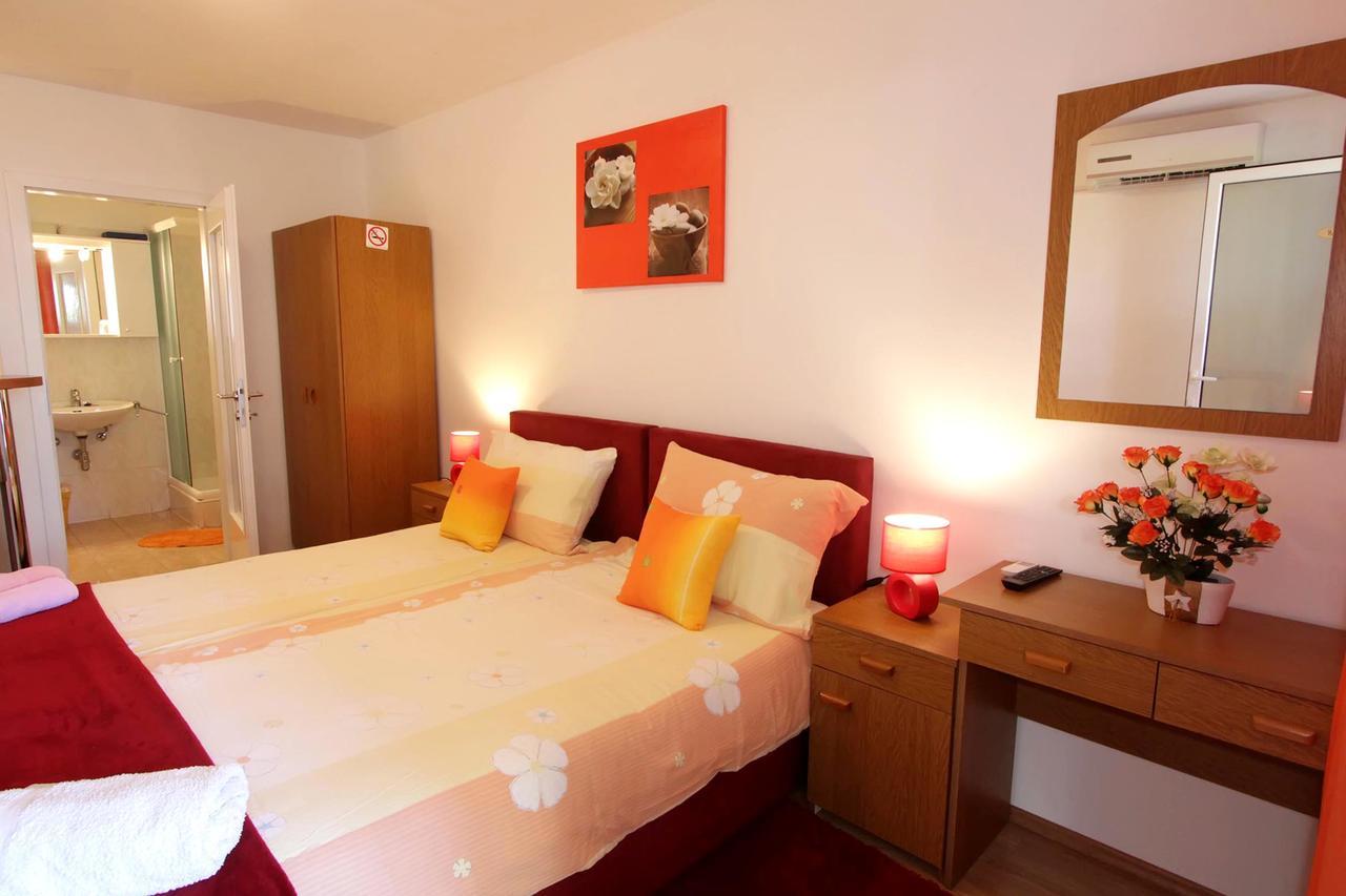 Guesthouse Villa Stanger ลอฟราน ภายนอก รูปภาพ
